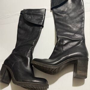 Donald PlinerBlack Leather Knee-High Boots Pirate like size 9